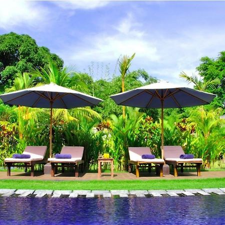 M Two Villas Seminyak Luaran gambar