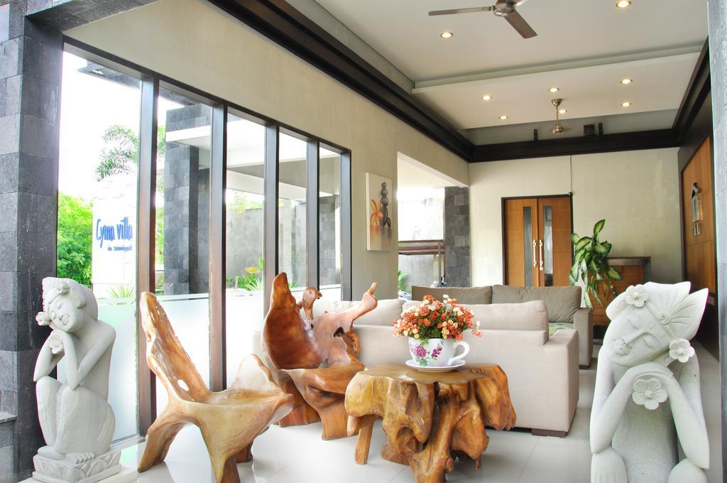 M Two Villas Seminyak Luaran gambar
