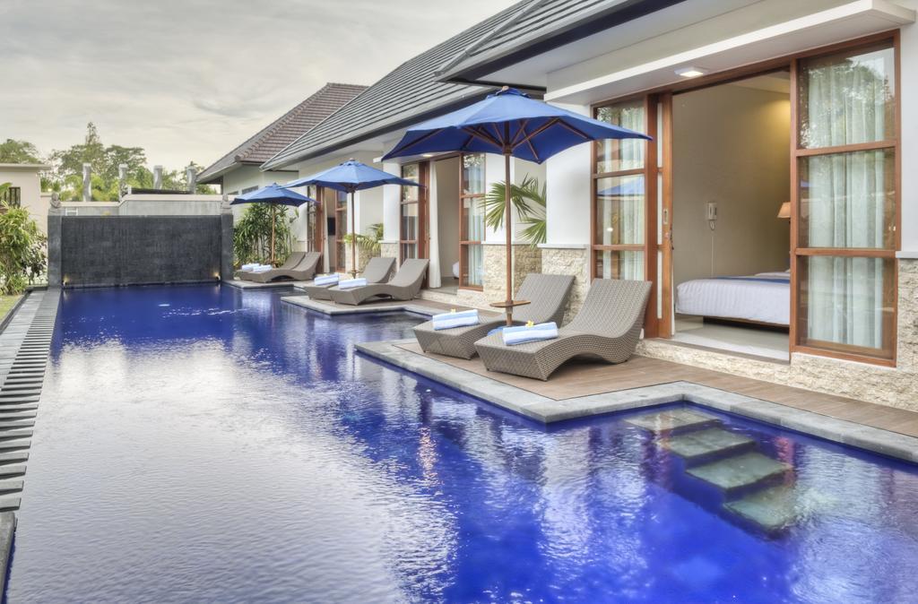 M Two Villas Seminyak Luaran gambar