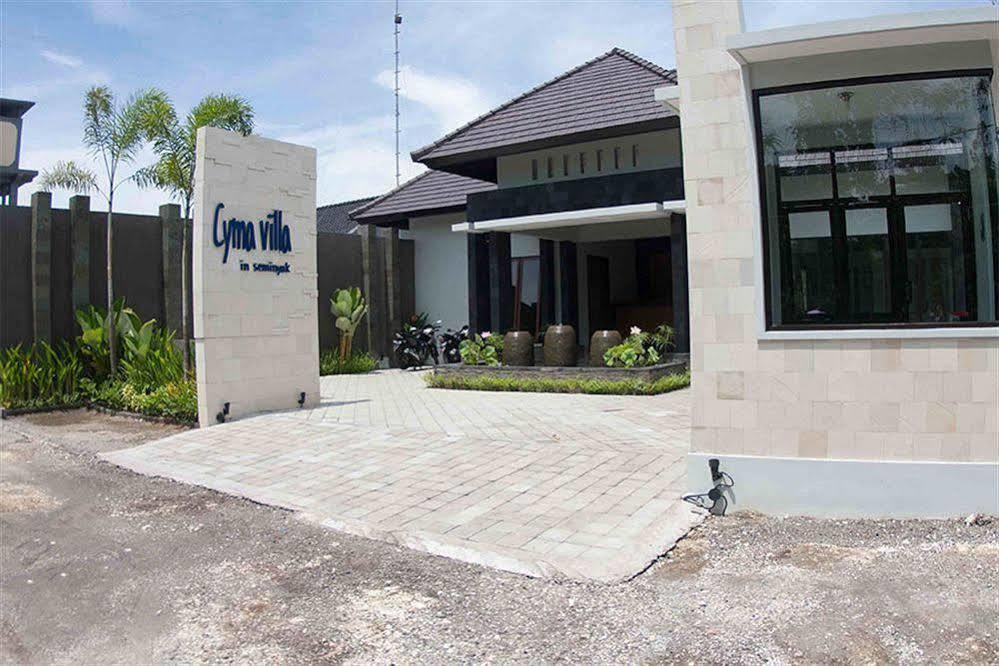 M Two Villas Seminyak Luaran gambar