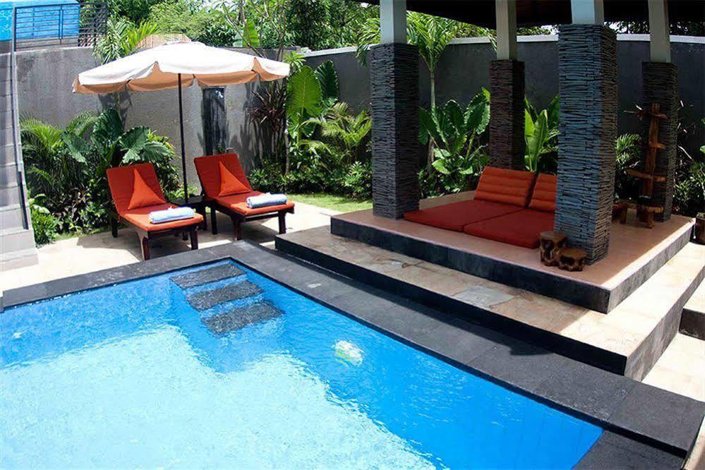 M Two Villas Seminyak Luaran gambar