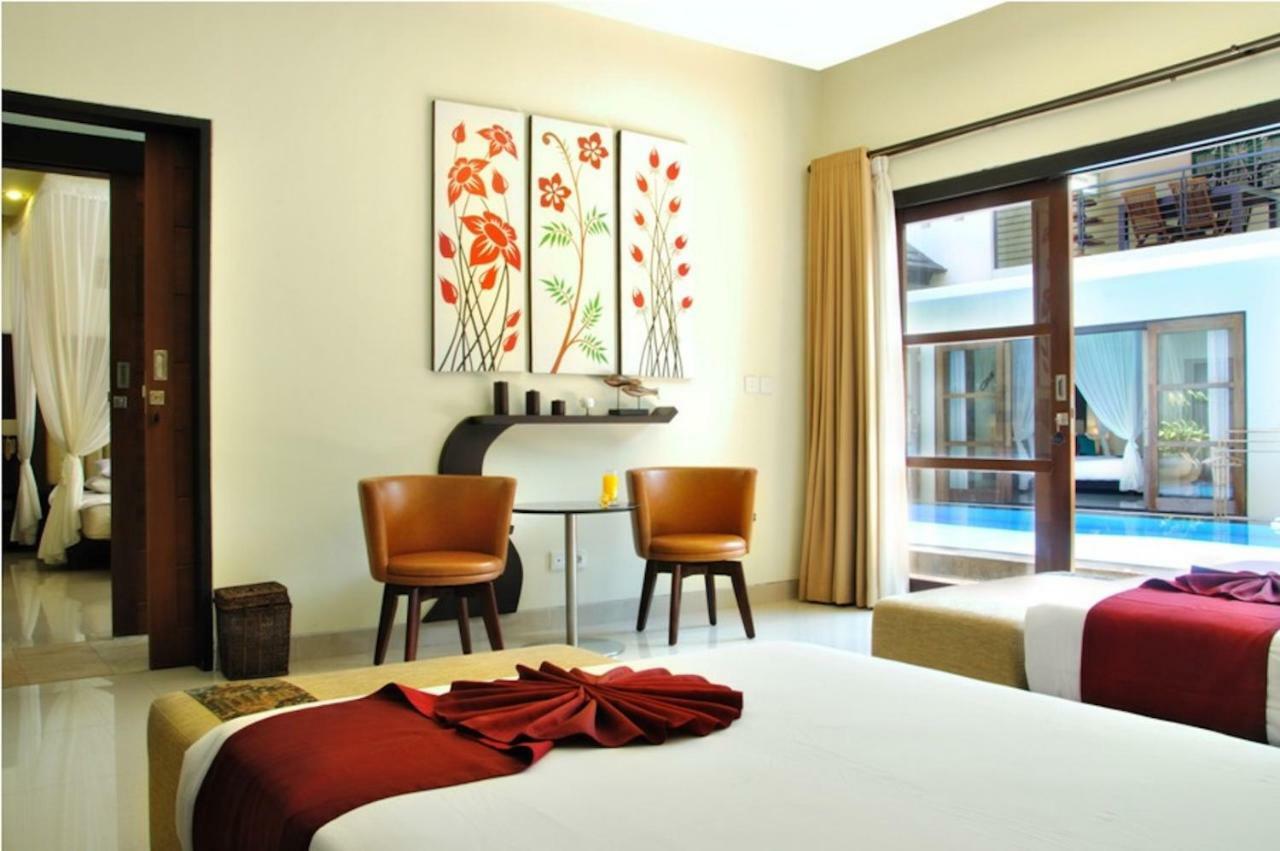 M Two Villas Seminyak Luaran gambar